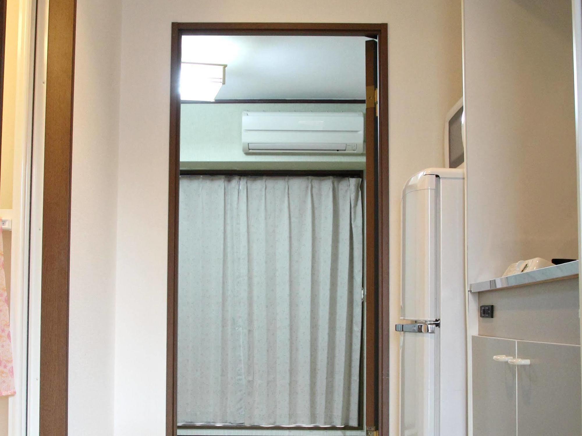 Ryokan Sinsekai - Tourpalace Osaka Bagian luar foto